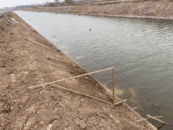 西湖管理區(qū)南坪干渠護坡工程